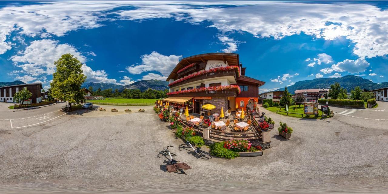 Hotel-Restaurant Sonnhof Radfeld Exterior photo